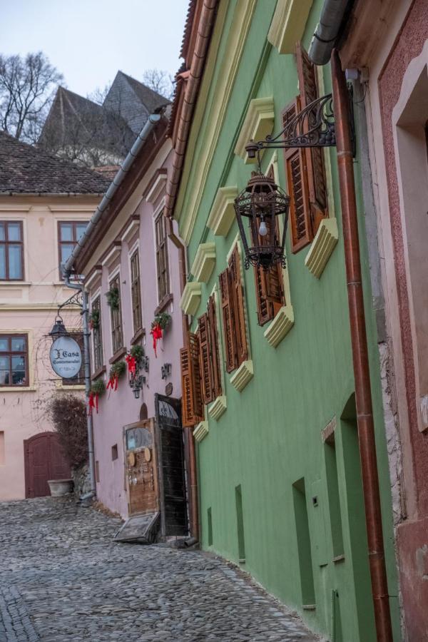 The Throne - M Museum Hotel Sighisoara Ngoại thất bức ảnh