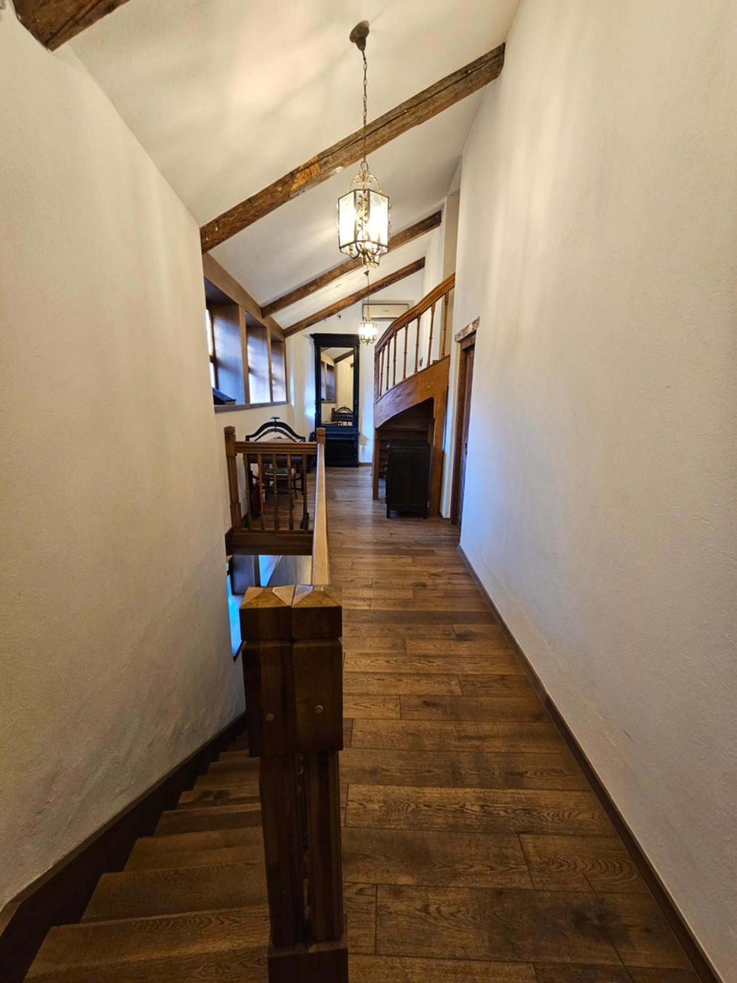 The Throne - M Museum Hotel Sighisoara Ngoại thất bức ảnh
