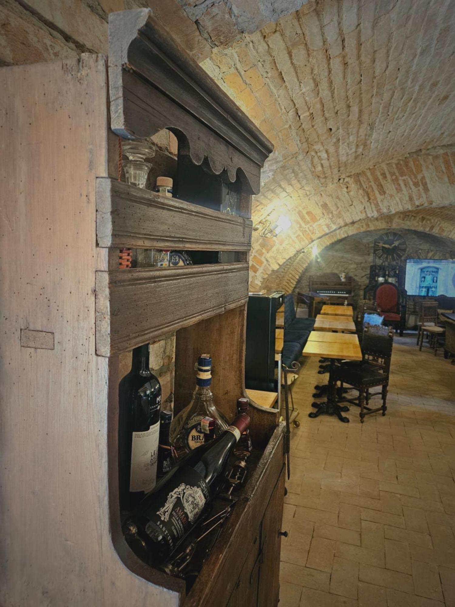 The Throne - M Museum Hotel Sighisoara Ngoại thất bức ảnh
